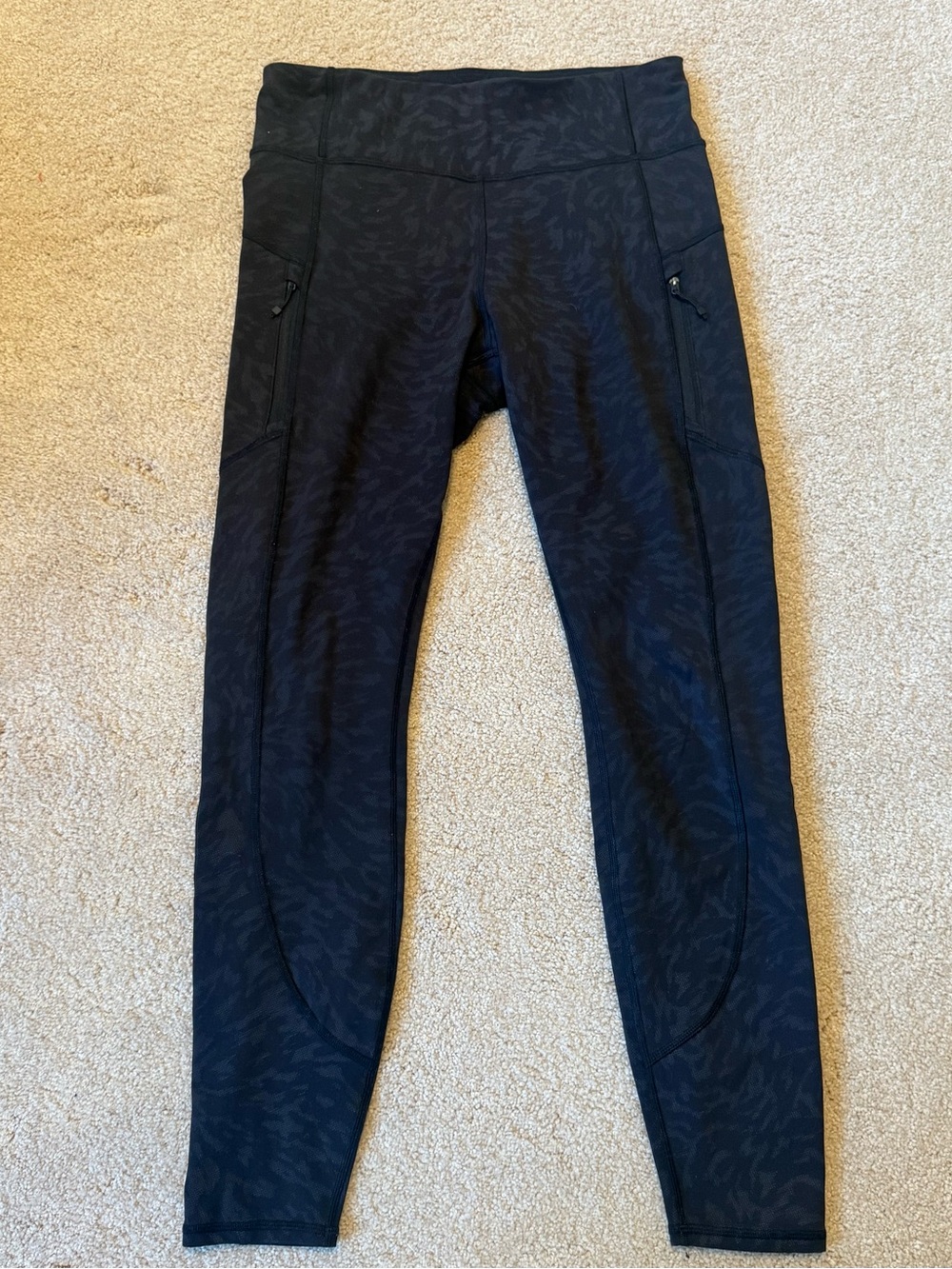 Athleta Black Rainier Printed Leggings size M